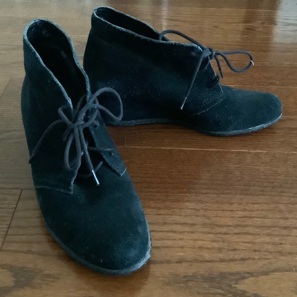 Franco Sarto Suede Booties - Picture 1 of 4